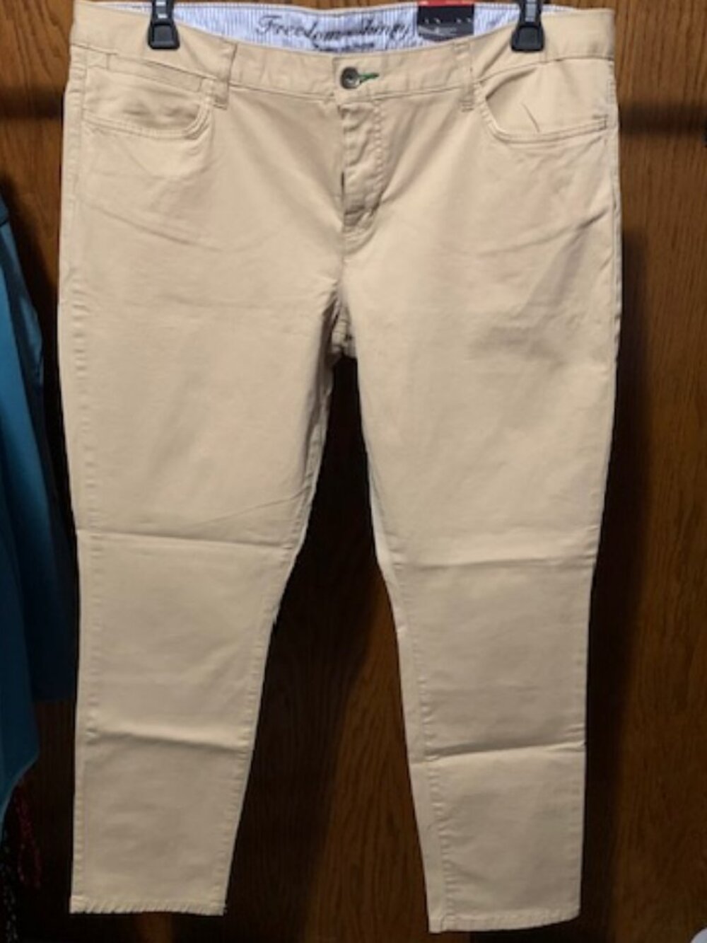 NWT Tommy Hilfiger pants